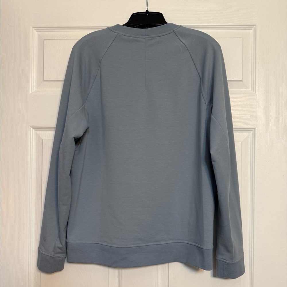 Lululemon Athletica Men's Slate Blue Sweatshirt - Picture 4 of 5